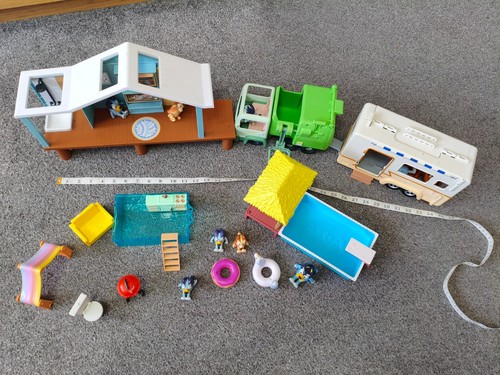 Bluey beach house bundle - house,